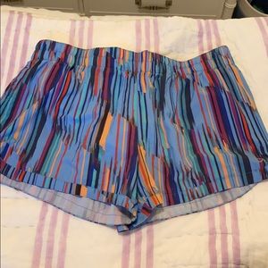 Women’s GapFit Shorts
